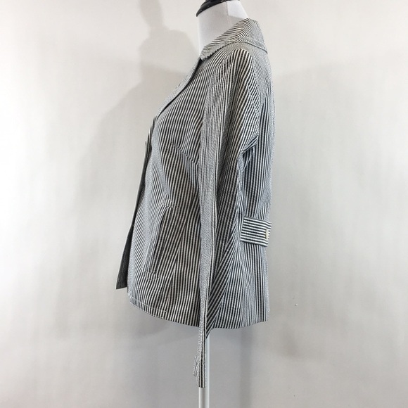 Talbots Gray White Stripe Blazer Jacket Womens 6 Three‎ Button Front Seersucker - Picture 4 of 10